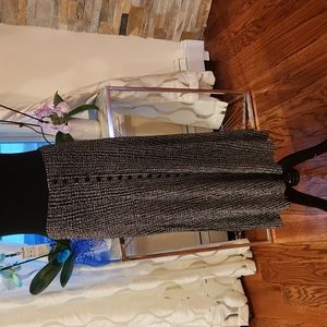 5 for $25 EsSe black and white skirt with buttons for decoration